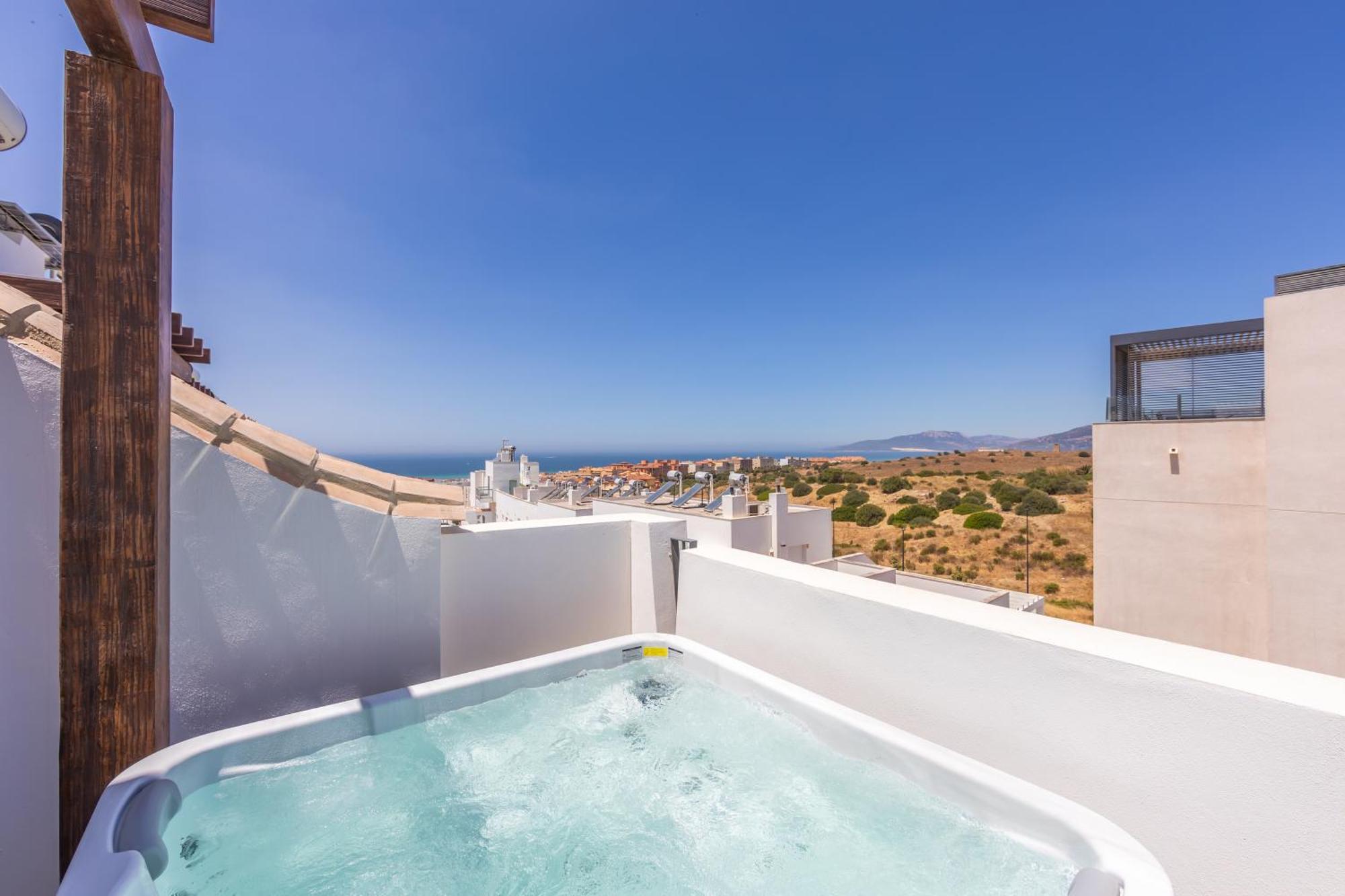 Spatious, Views, Terraces, Jacuzzi And Wifi - Fibre Tarifa Exterior photo